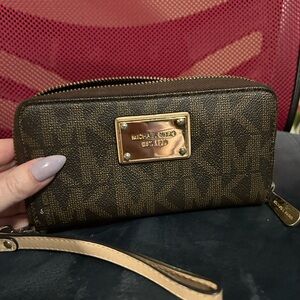 Michael Kors Brown Logo Wallet with Gold Plate